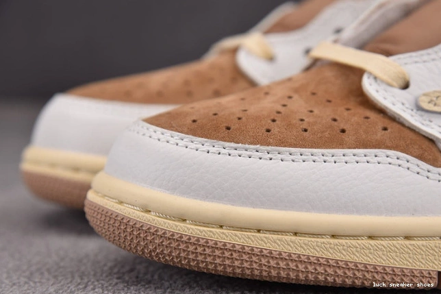 Reps LUCY OG Low Scott x Travis 1 SP AJ DM7866-106 0712